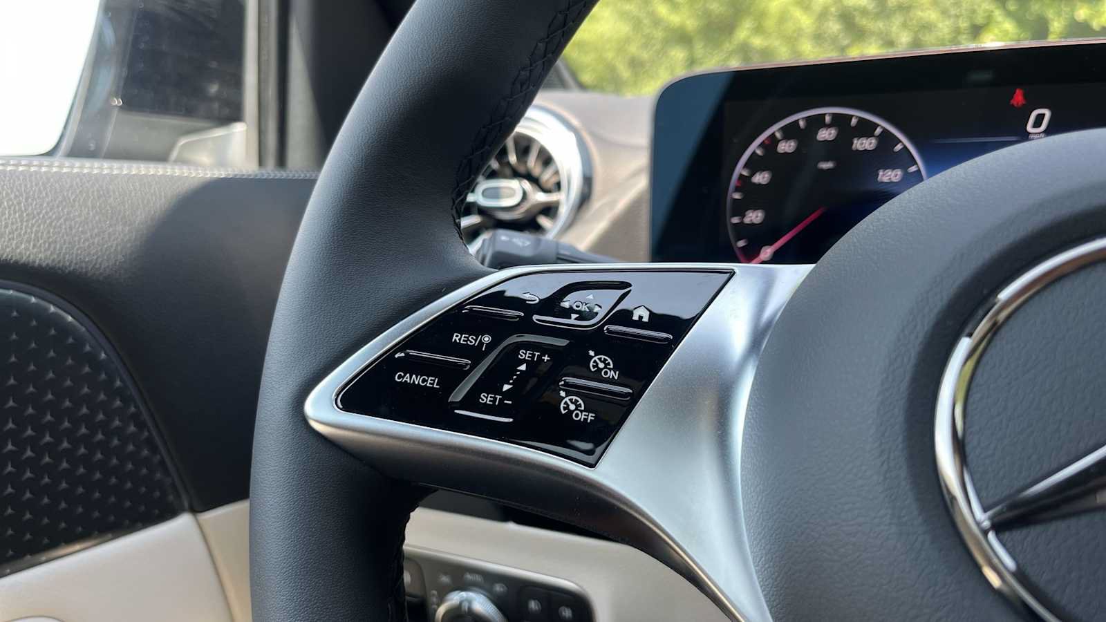 New 2026 Mercedes-Benz GLA 250 4MATIC image 41