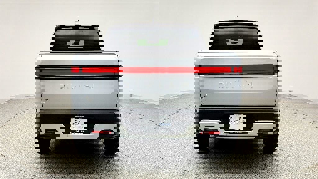 Used 2023 Rivian R1T Adventure image 6