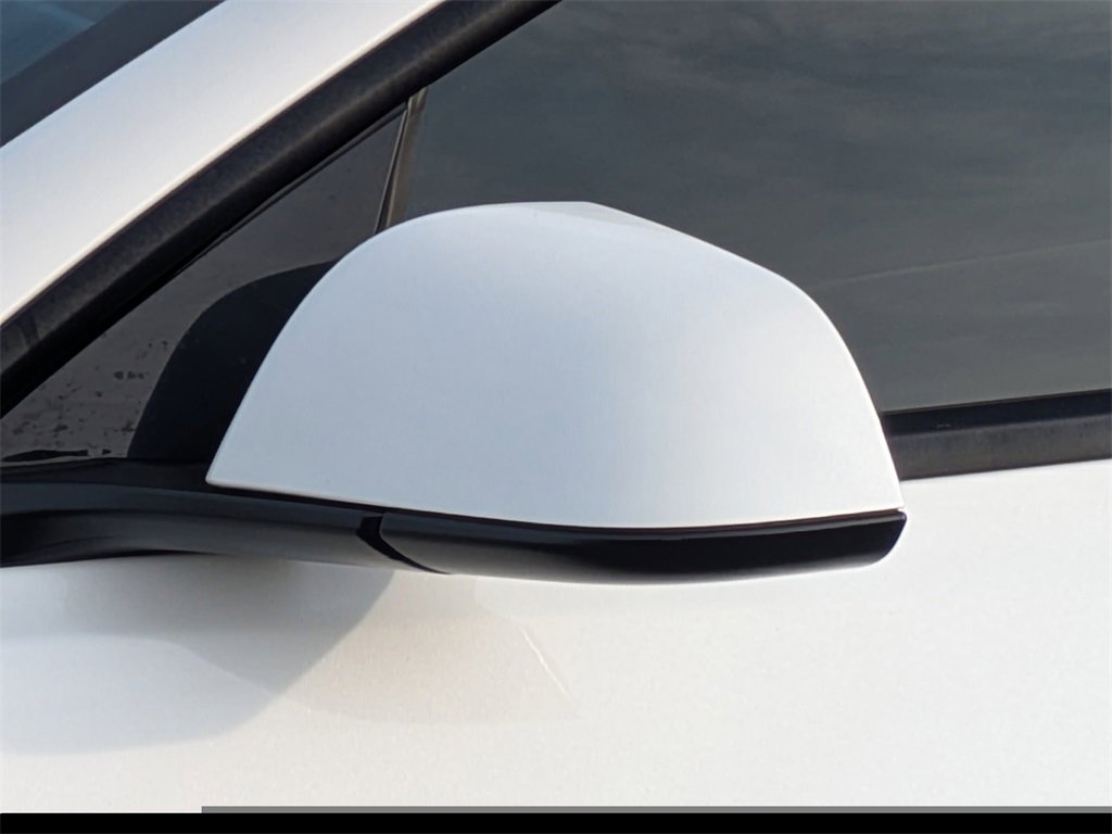 Used 2022 Tesla Model 3 image 11