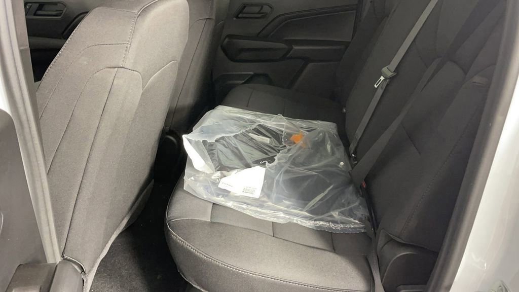 New 2025 Chevrolet Colorado Trail Boss w/ Midnight Edition image 13