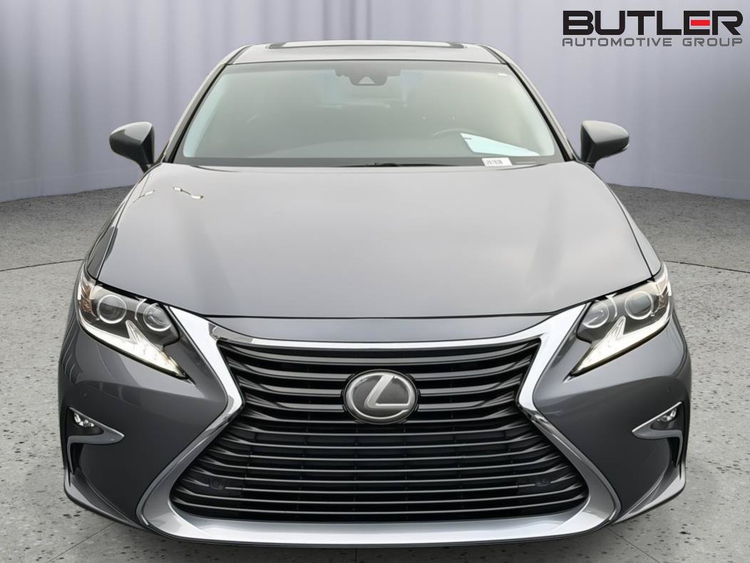 Used 2018 Lexus ES 350 w/ Luxury Package w/Wood Trim FWD image 9