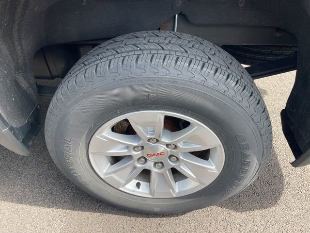 Used 2021 GMC Sierra 1500 SLE w/ Preferred Package image 5