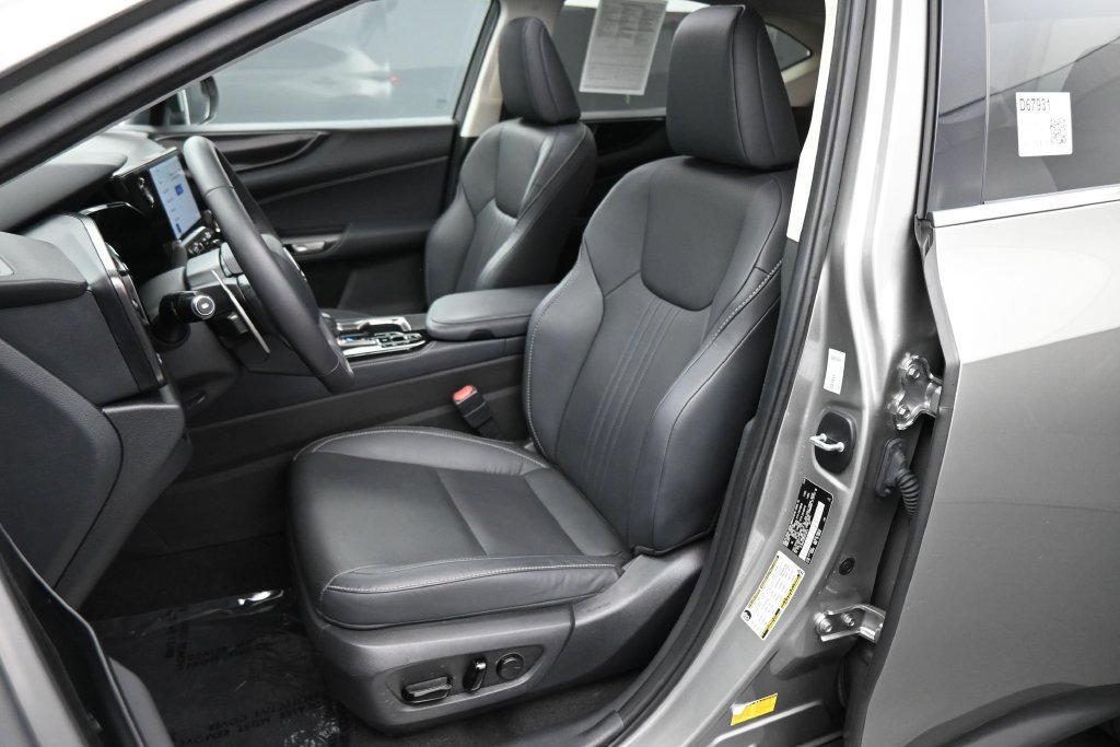 Used 2025 Lexus NX 250 FWD w/ Cold Area Package image 15