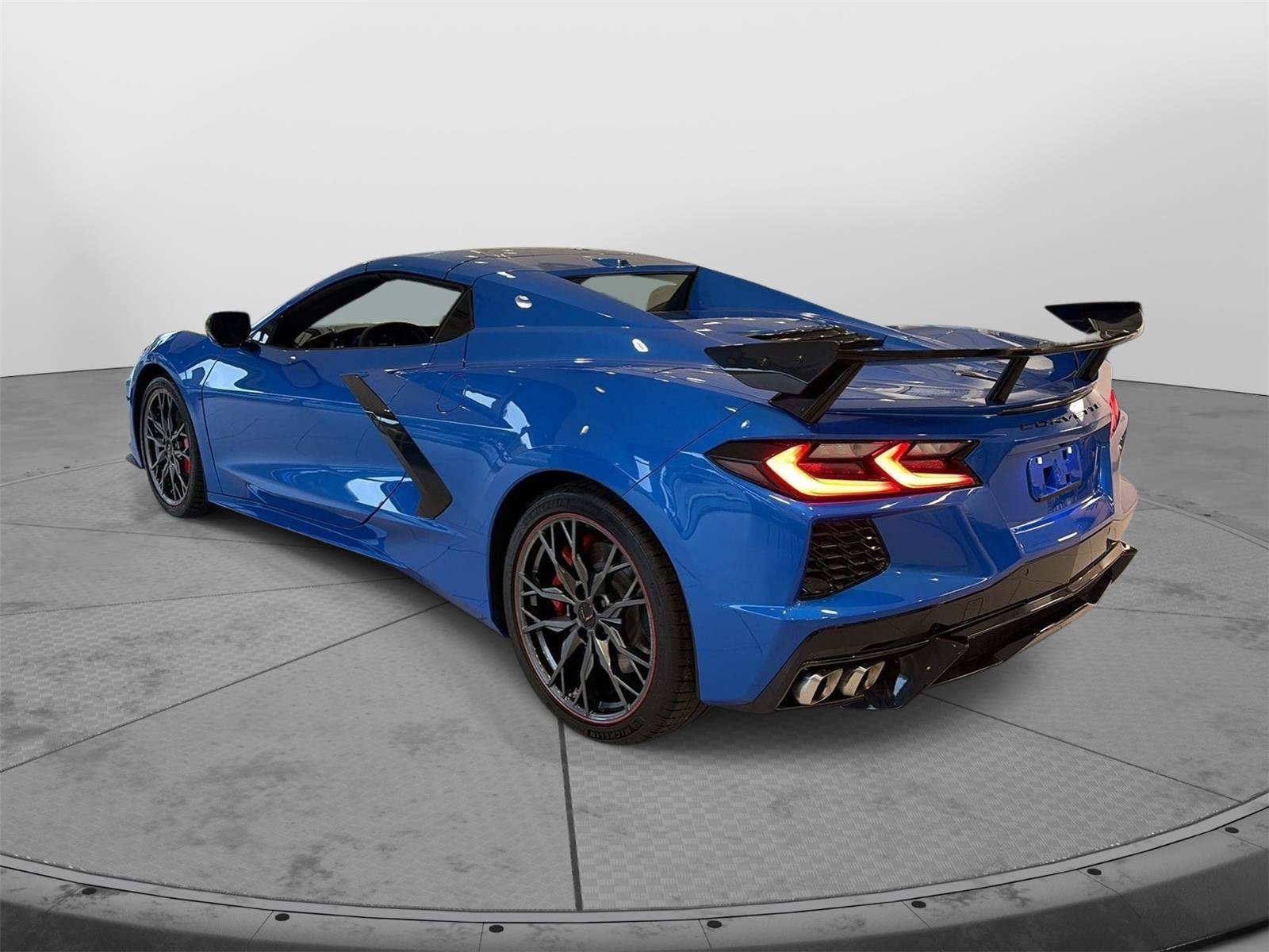 New 2026 Chevrolet Corvette Stingray Convertible w/ Z51 Performance Package RWD image 10