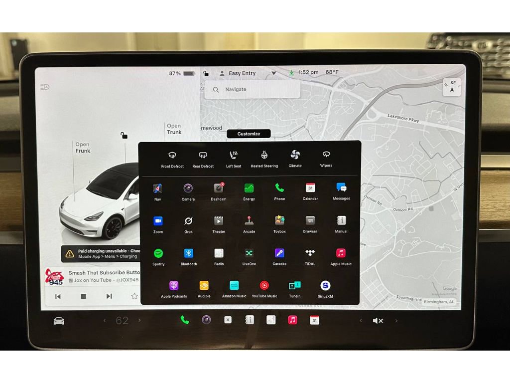 Used 2023 Tesla Model Y Performance image 21