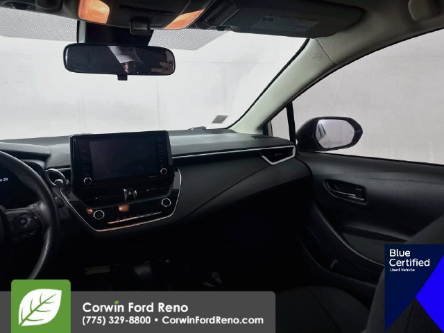 Used 2022 Toyota Corolla LE w/ Carpet Mat Package (TMS) FWD image 24