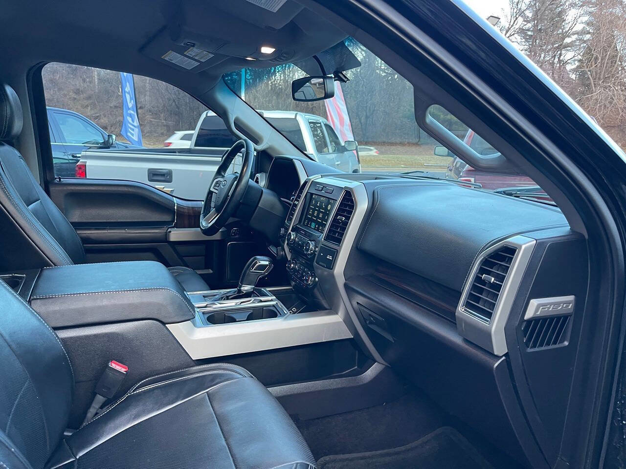 Used 2017 Ford F150 Lariat image 35