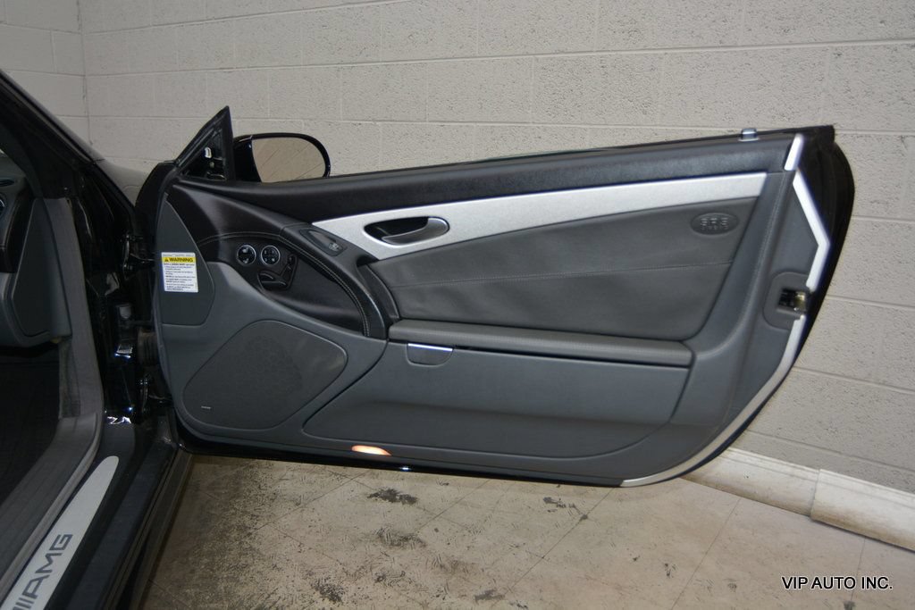 Used 2004 Mercedes-Benz SL 55 AMG image 17