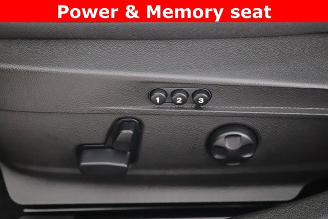 Used 2024 Alfa Romeo Giulia Ti AWD/4WD image 18