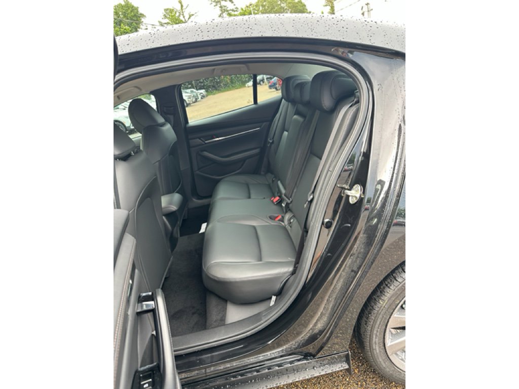 Used 2025 MAZDA MAZDA3 s image 9