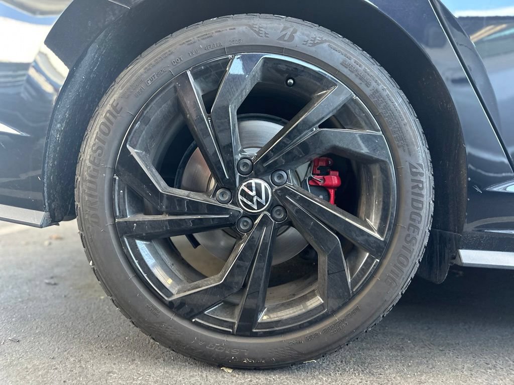 Used 2023 Volkswagen Jetta GLI Autobahn FWD image 6