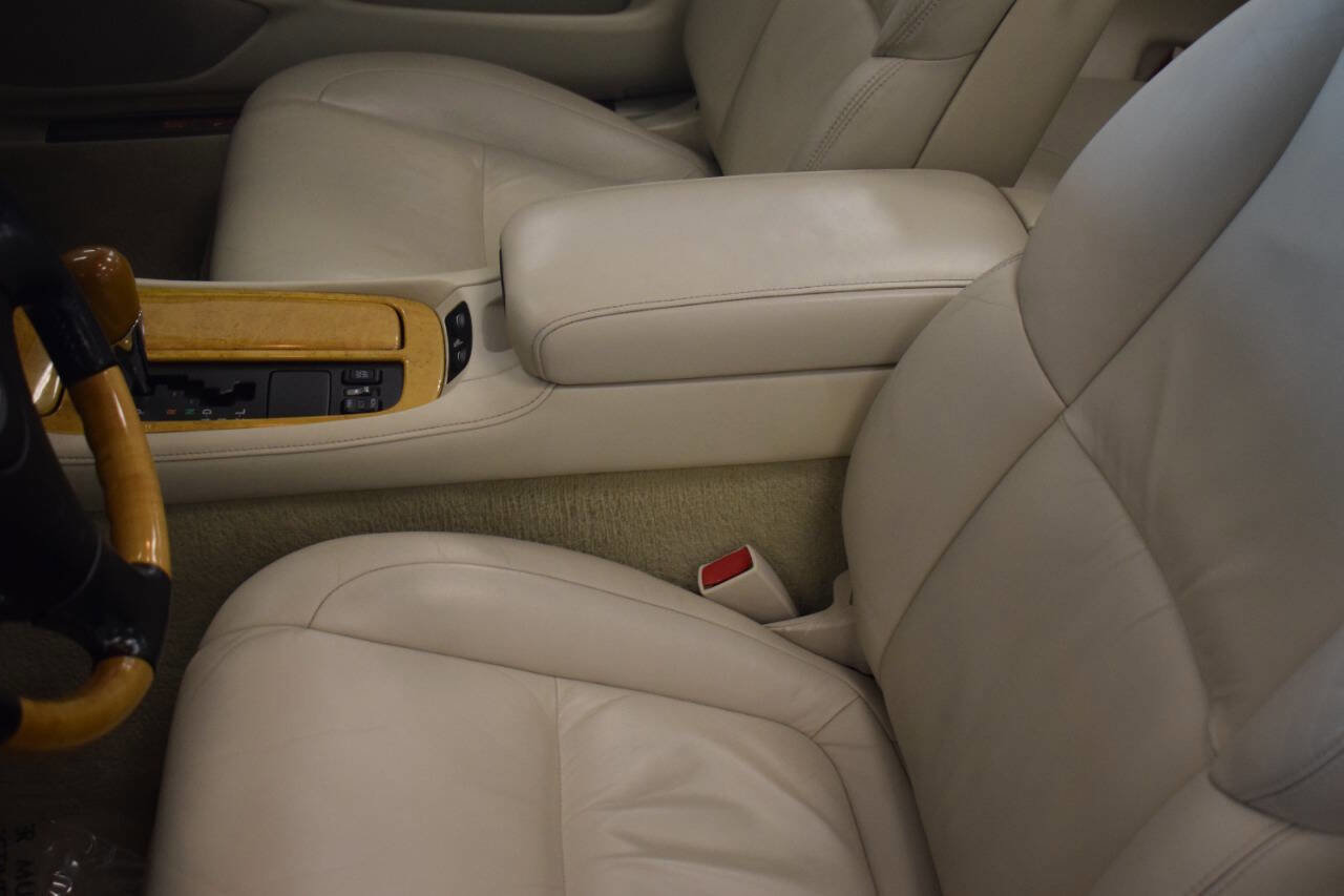 Used 2002 Lexus SC 430 Convertible RWD image 71