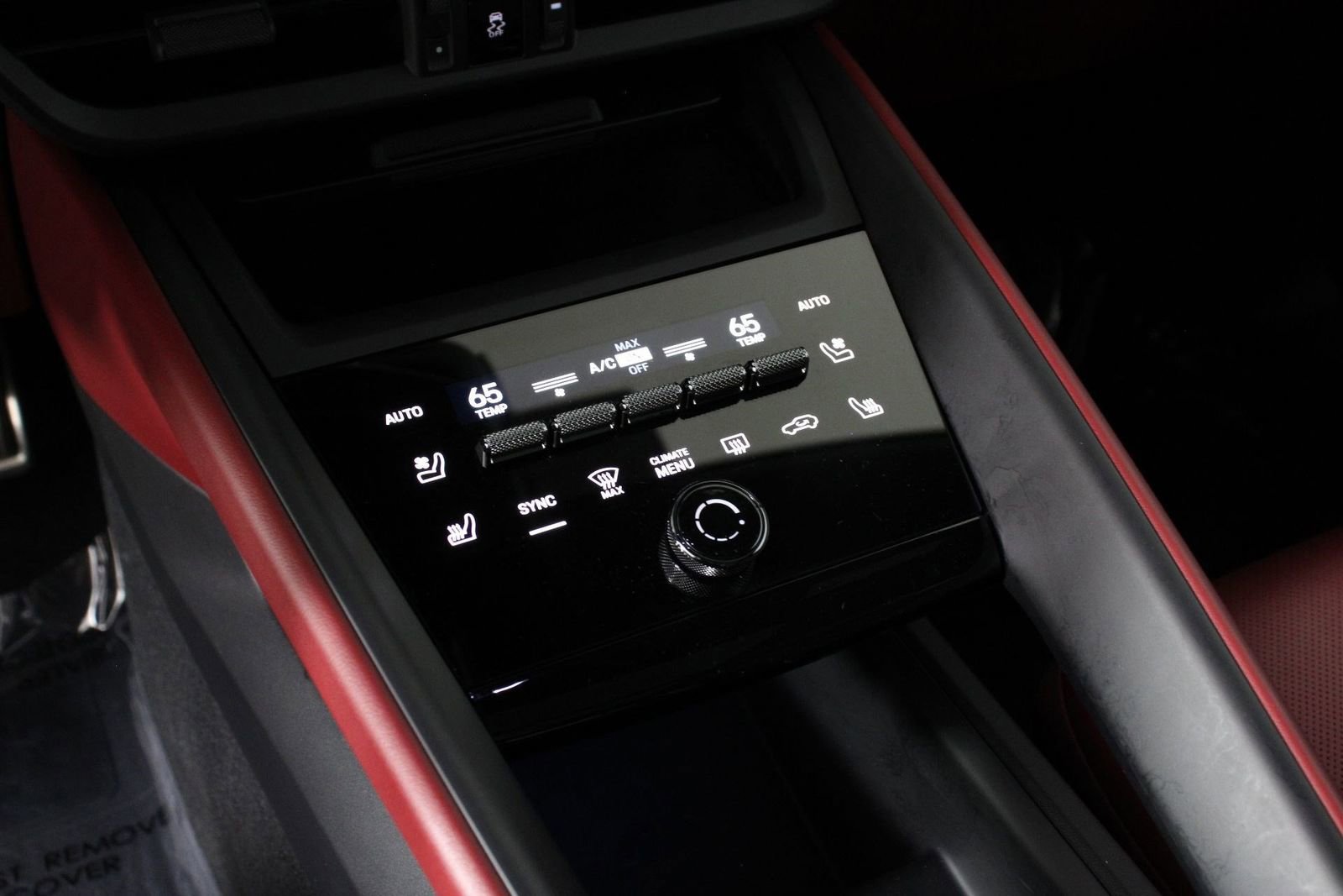 Certified 2025 Porsche Macan 4 Electric image 18