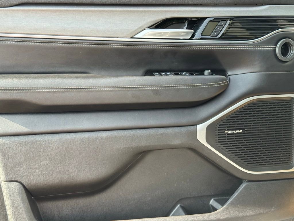 Used 2024 Jeep Wagoneer Series II image 25