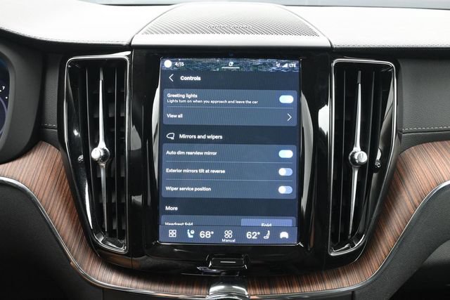 Used 2023 Volvo XC60 B5 Ultimate w/ Climate Package FWD image 19
