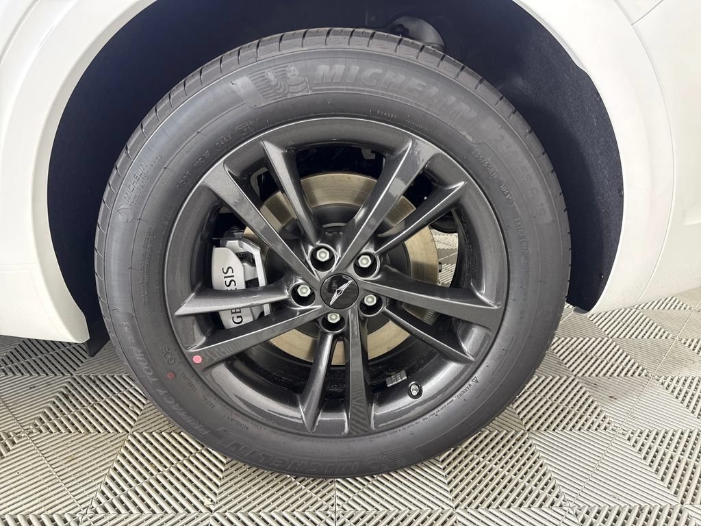 New 2027 Genesis GV70 2.5T Advanced AWD/4WD image 12