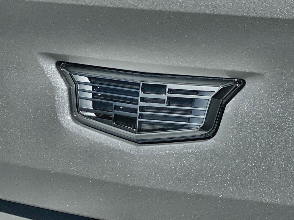 Used 2026 Cadillac Escalade IQL Luxury image 35