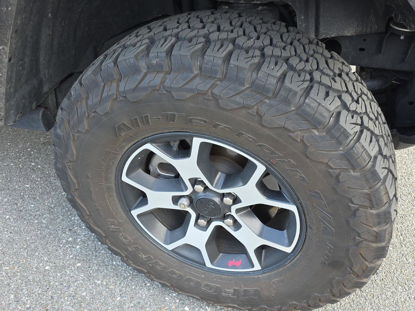 Used 2023 Jeep Wrangler Unlimited Rubicon w/ LED Lighting Group AWD/4WD image 5