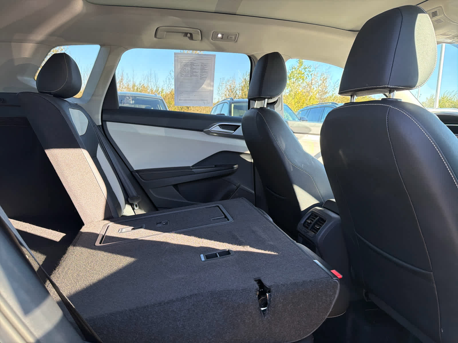 Certified 2025 Volkswagen Taos SEL image 44