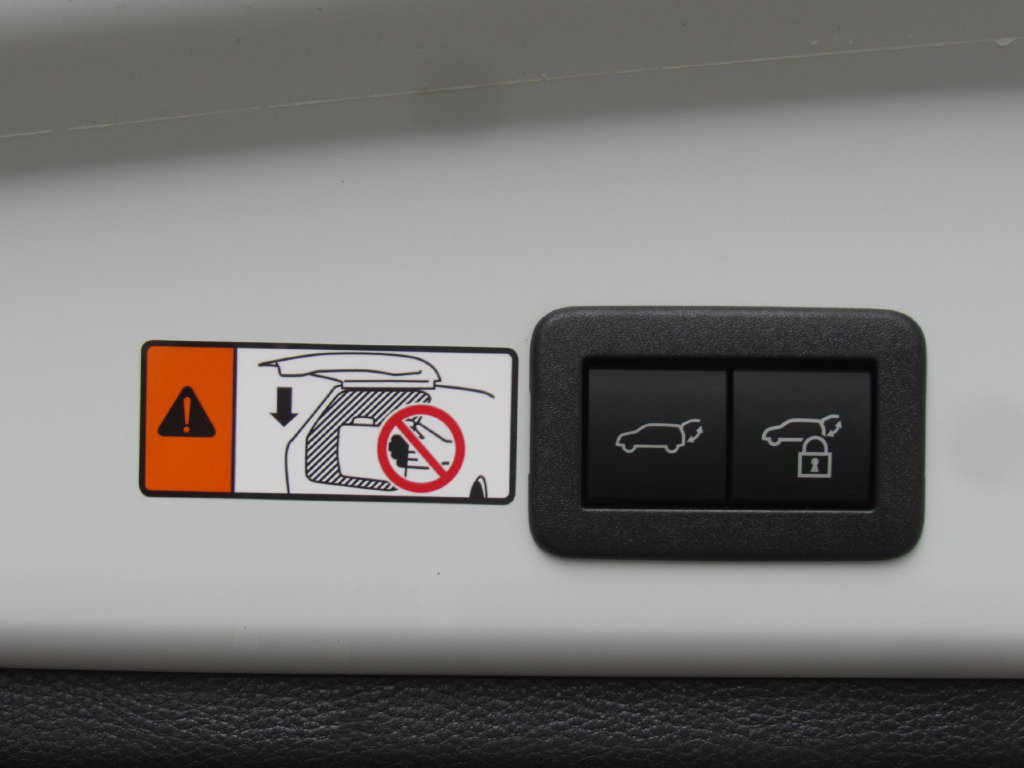 Certified 2026 Toyota Corolla Cross XLE w/ Convenience Package AWD/4WD image 21
