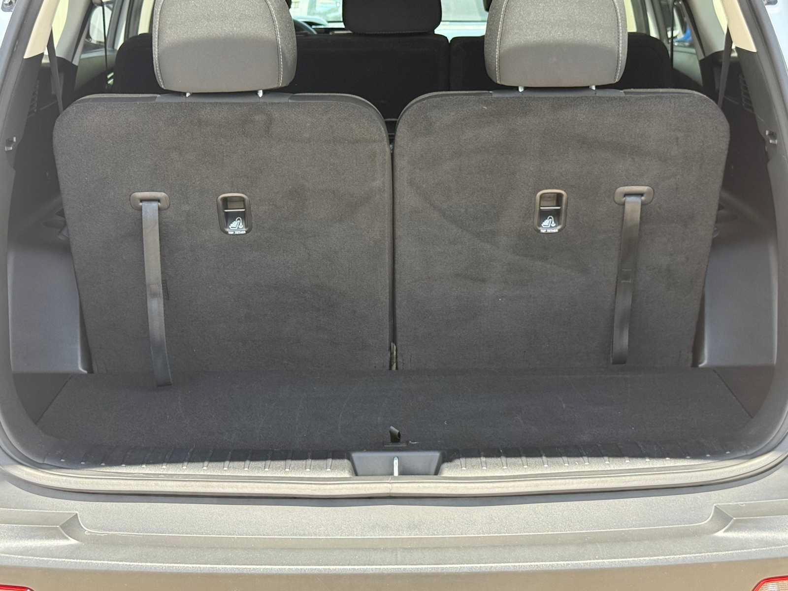 Certified 2023 Kia Sorento LX FWD image 9