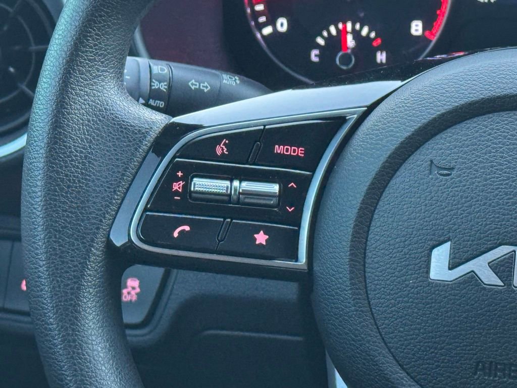 Used 2023 Kia Forte LXS w/ LXS Technology Package image 24