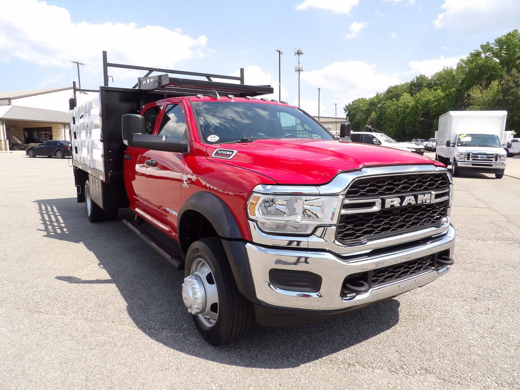 Used 2021 RAM 5500 Tradesman w/ Chrome Appearance Group RWD image 11