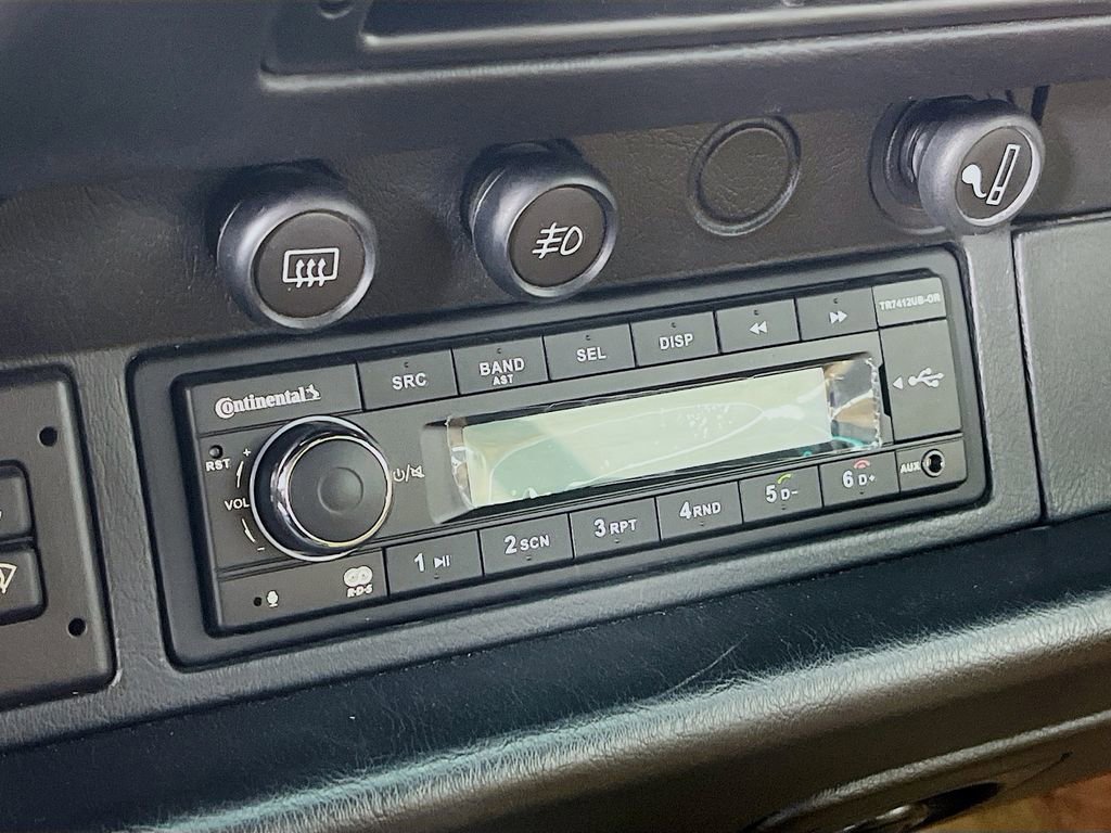 Used 1997 Porsche 911 Carrera image 14