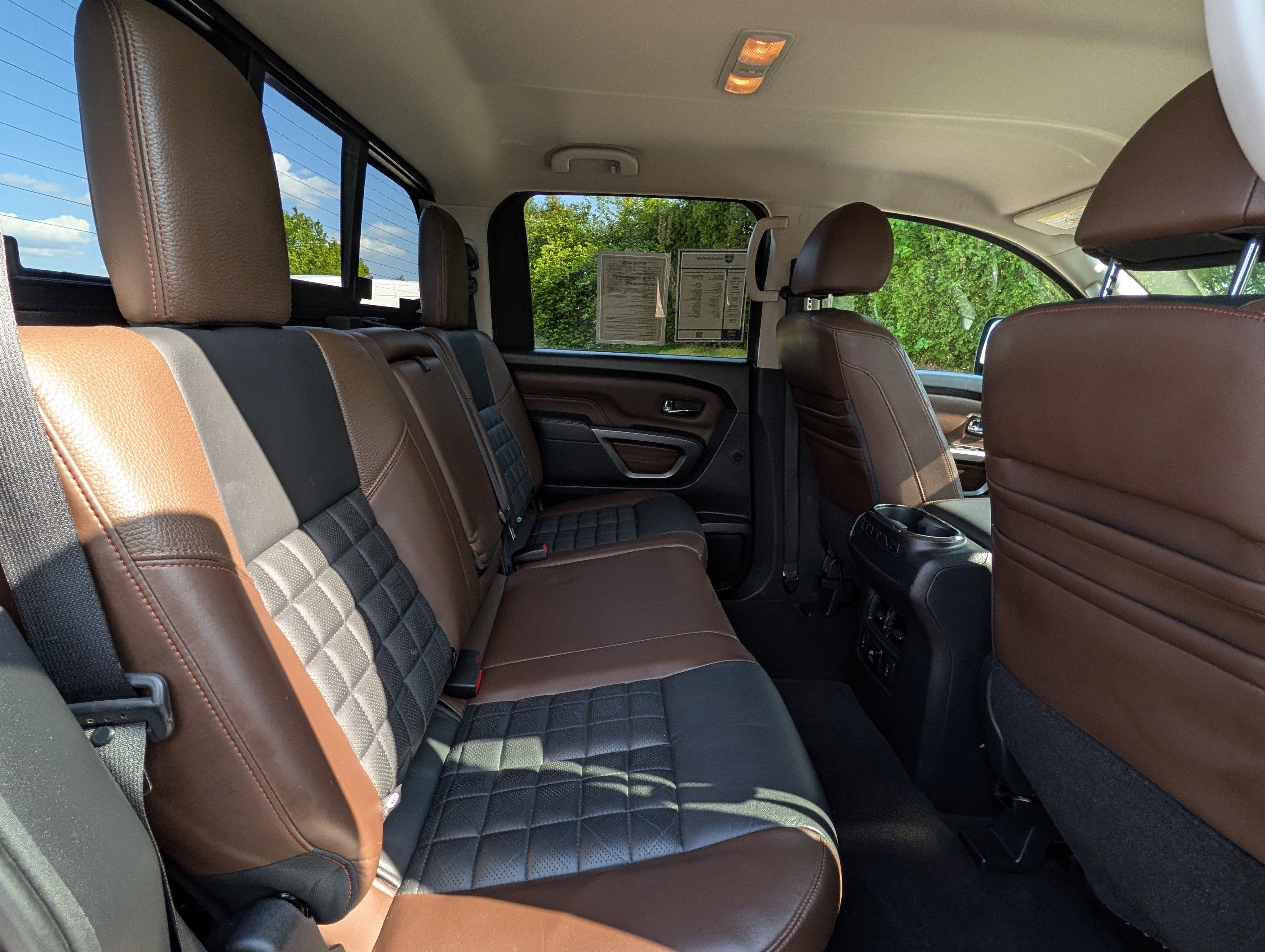 Used 2016 Nissan Titan Platinum Reserve AWD/4WD image 29