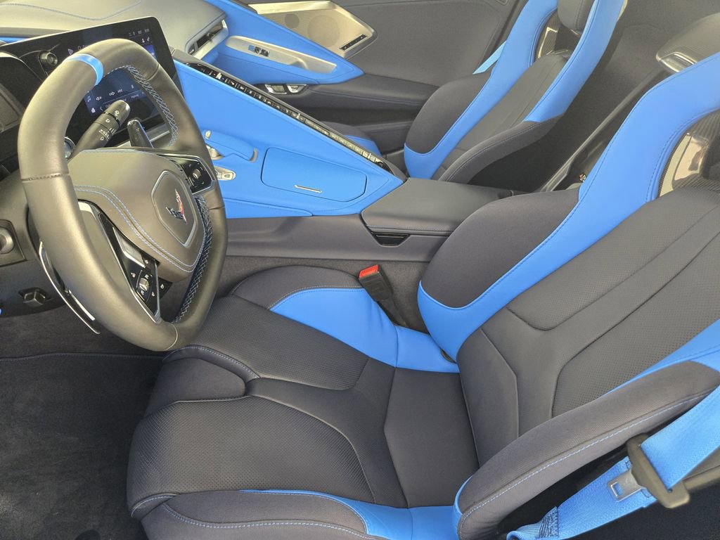 Used 2024 Chevrolet Corvette Stingray Premium Conv w/ Z51 Performance Package RWD image 14