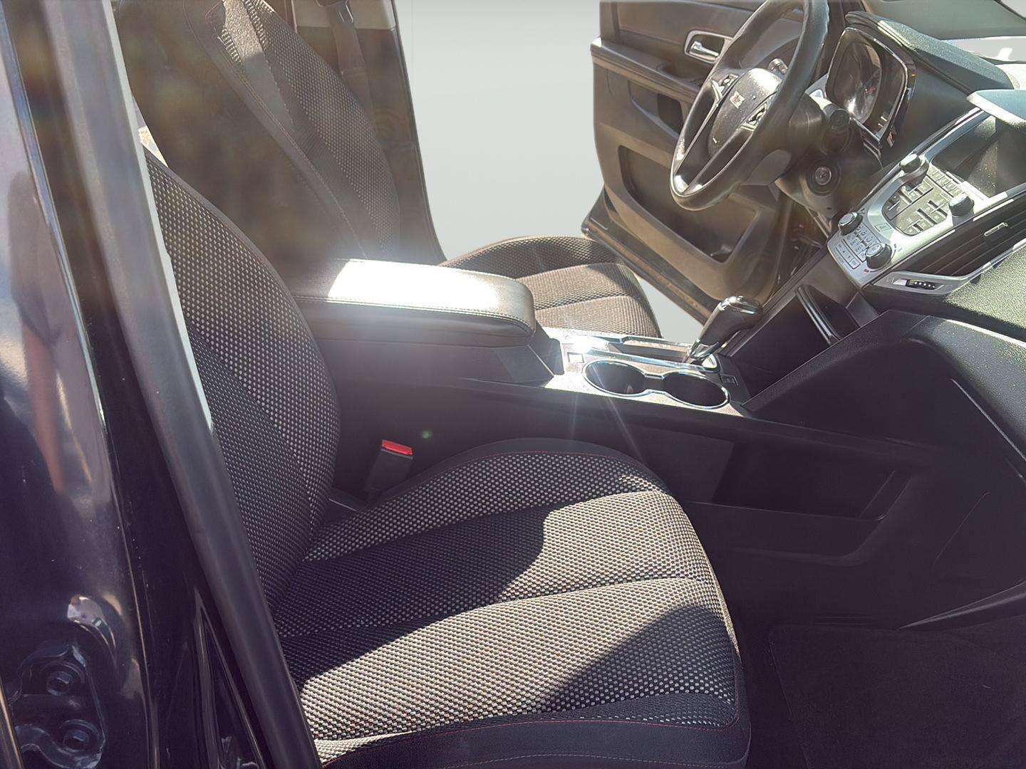 Used 2016 GMC Terrain SLE FWD image 28