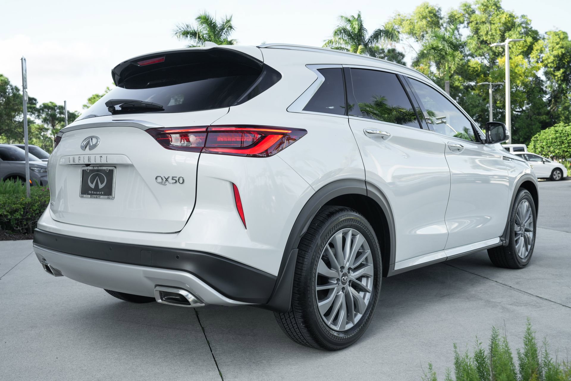 Used 2025 INFINITI QX50 Luxe image 23