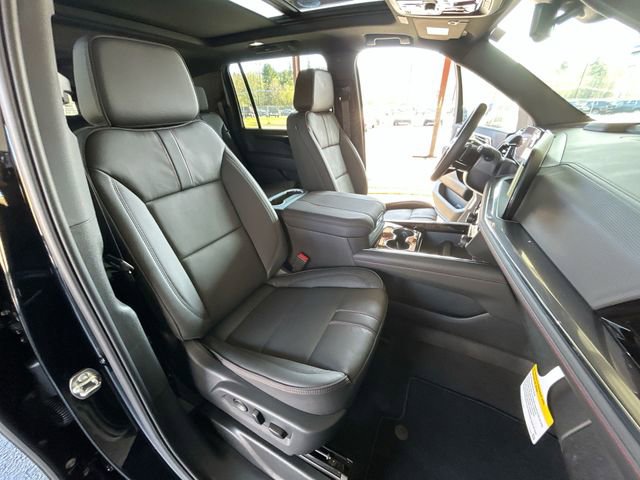 New 2026 Chevrolet Suburban RST w/ Comfort Package AWD/4WD image 29