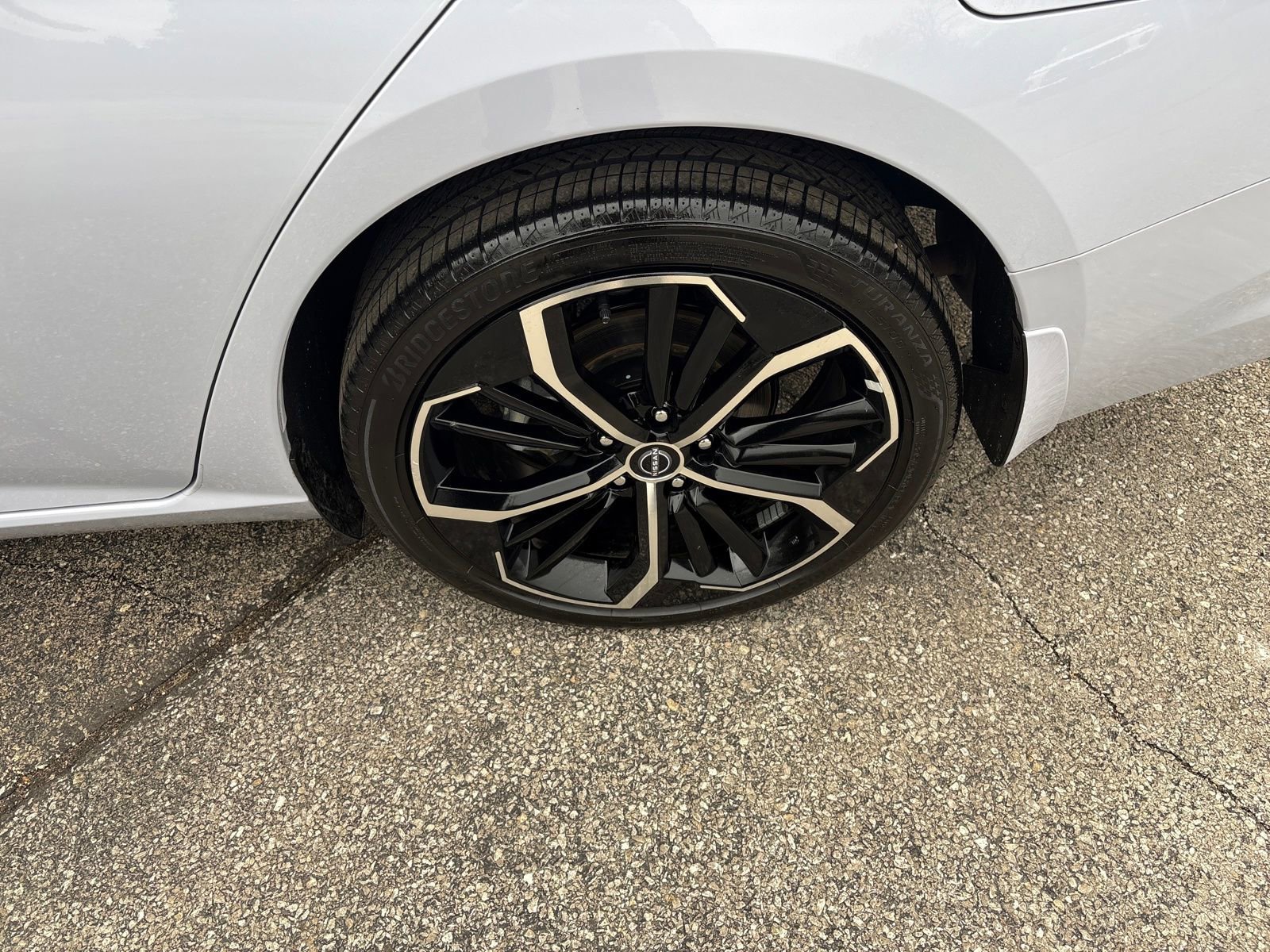 Used 2025 Nissan Altima 2.5 SR image 31