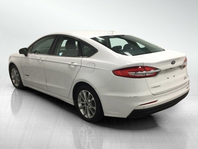 Used 2019 Ford Fusion SE image 3