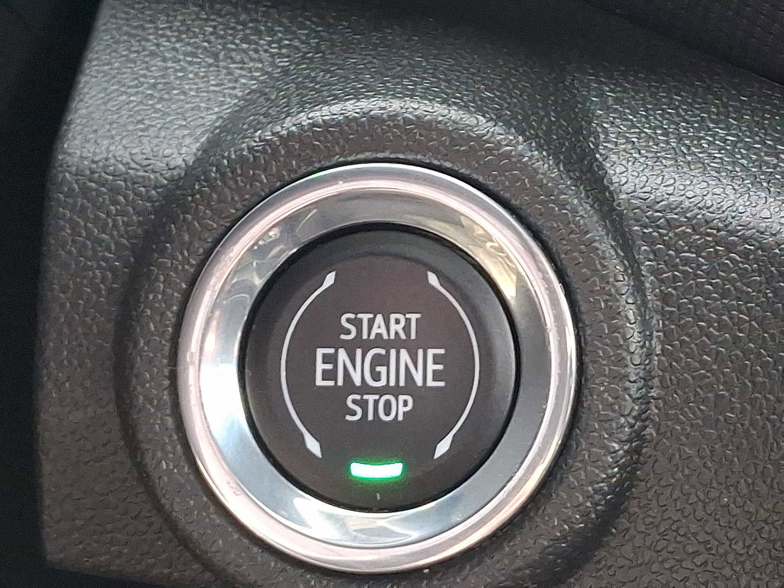 Used 2023 Chevrolet TrailBlazer RS w/ Technology Package image 23