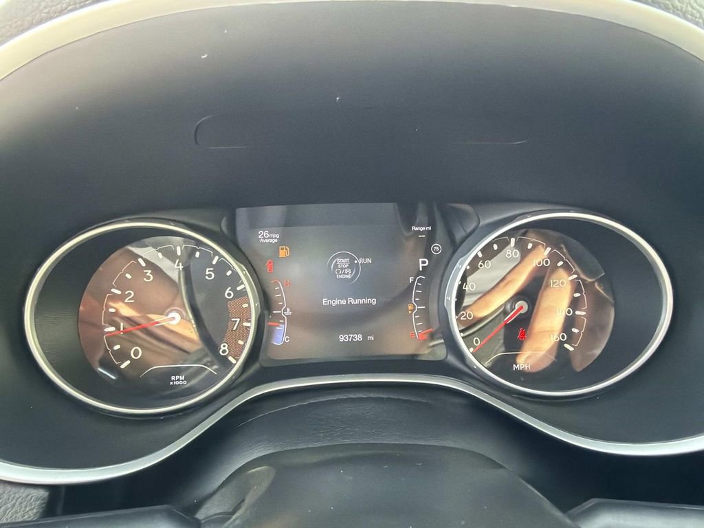 Used 2020 Jeep Compass Limited image 29