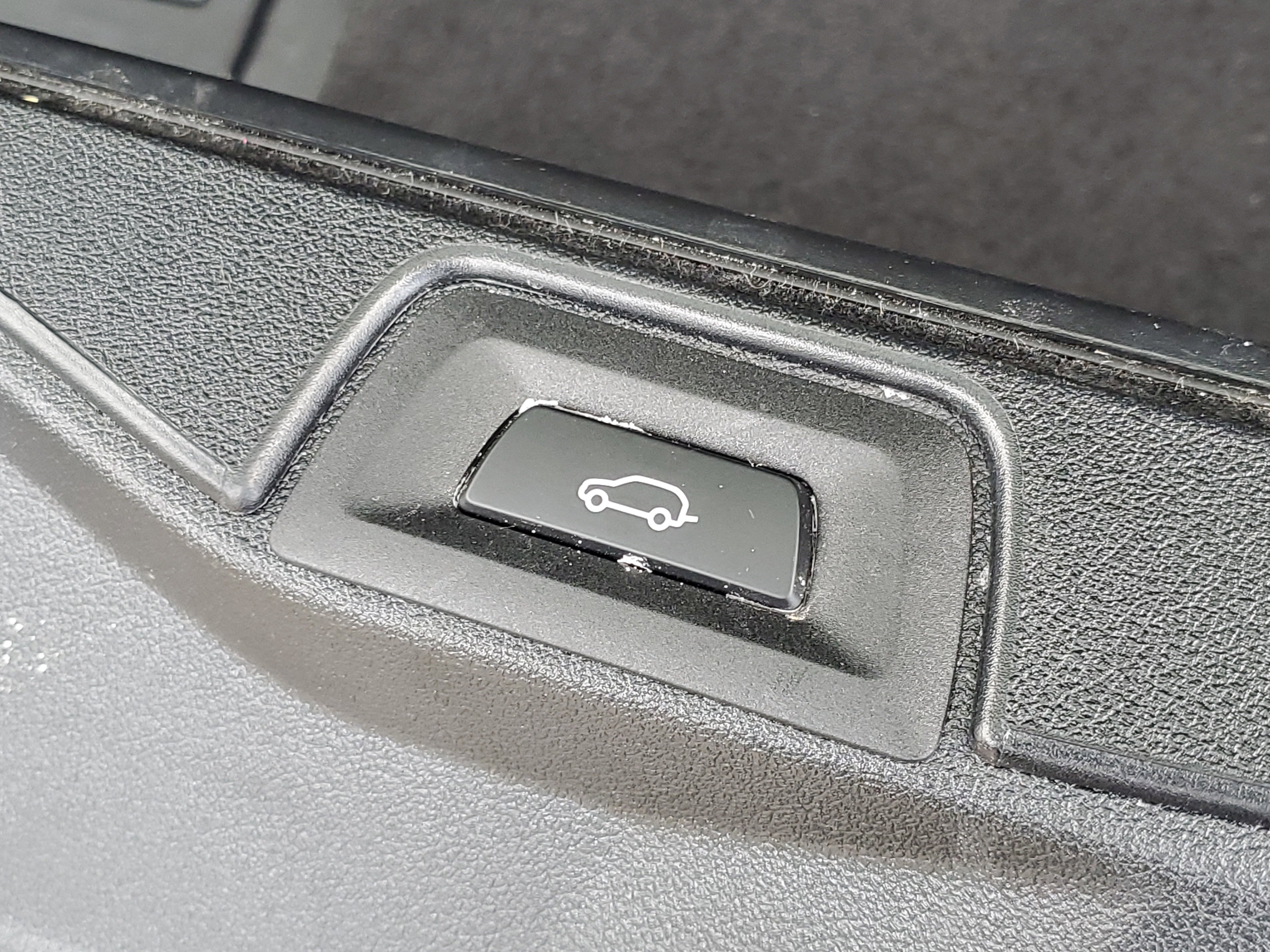 Certified 2025 BMW X5 xDrive40i w/ Climate Comfort Package image 27