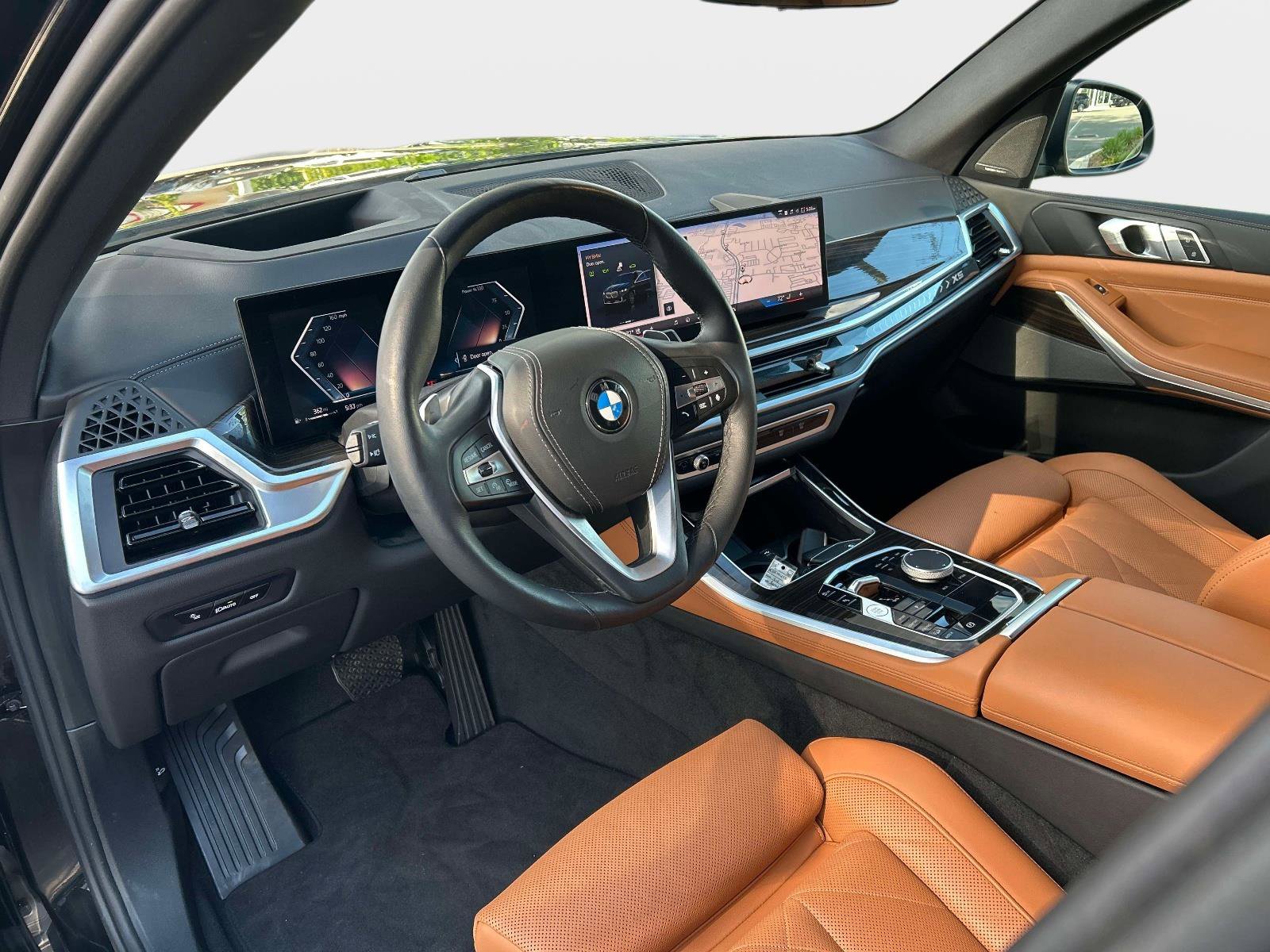 Used 2024 BMW X5 xDrive40i w/ Premium Package AWD/4WD image 12