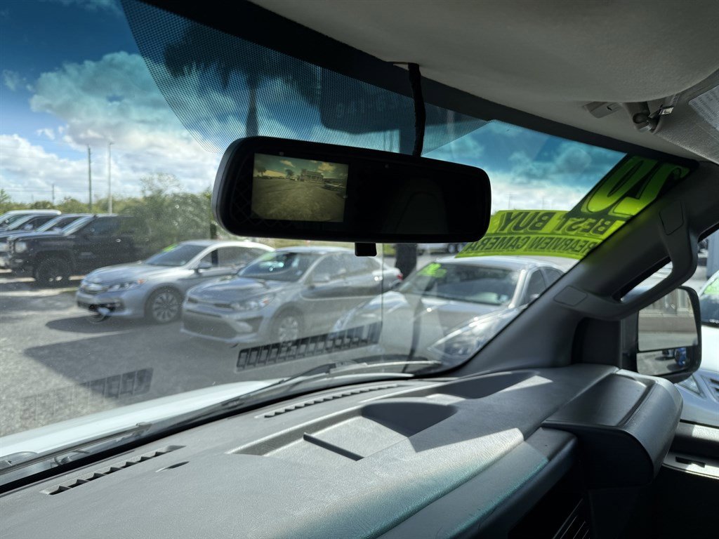 Used 2020 Chevrolet Express 2500 Extended w/ Driver Convenience Package RWD image 17