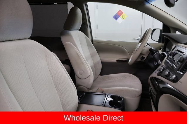 Used 2011 Toyota Sienna LE FWD image 20