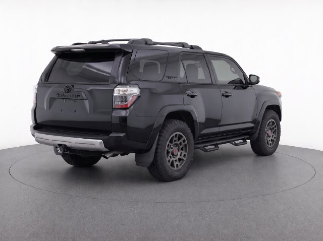 Certified 2019 Toyota 4Runner TRD Off-Road Premium AWD/4WD image 5