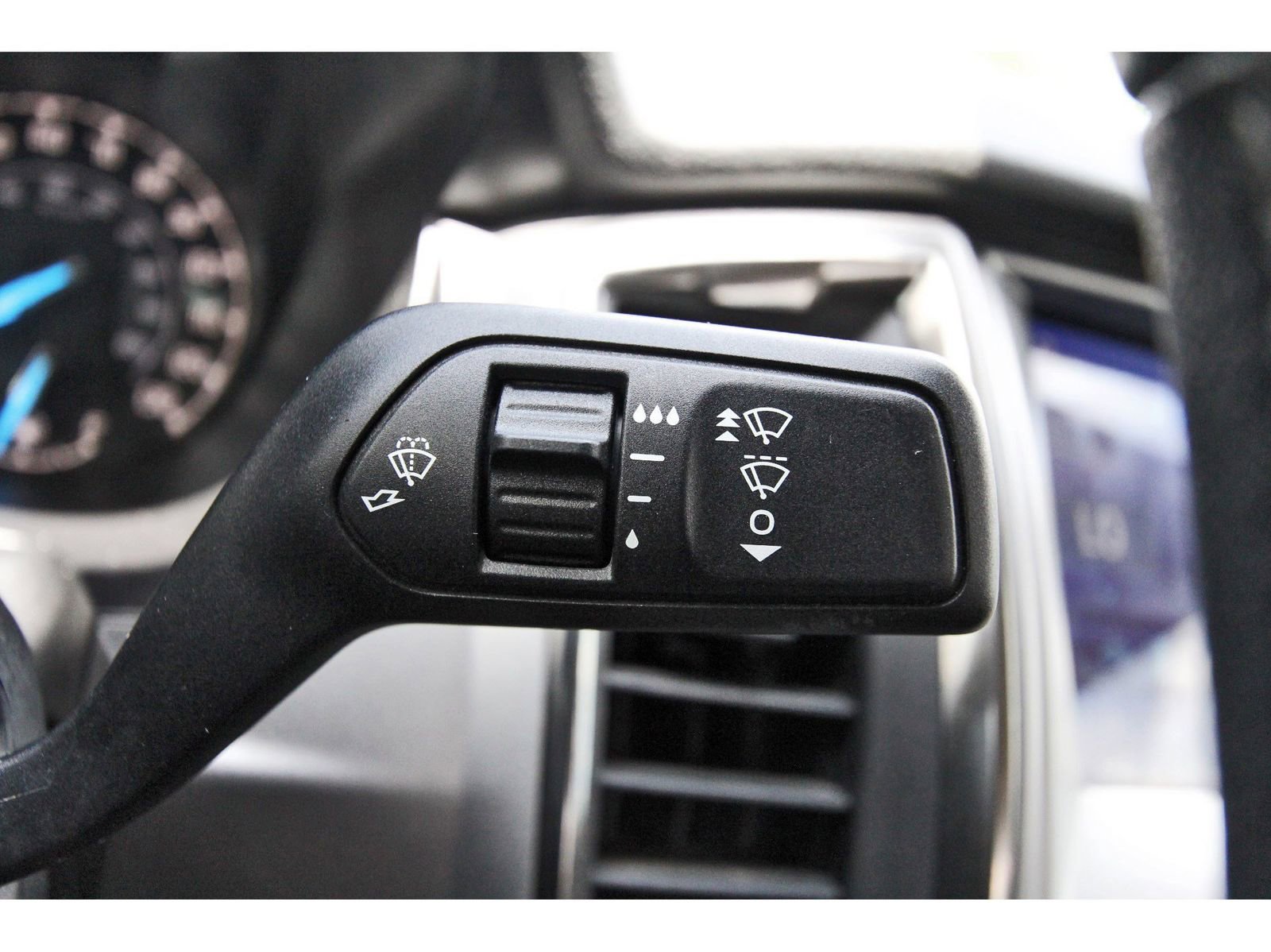 Used 2021 Ford Ranger XLT w/ Equipment Group 301A Mid RWD image 22