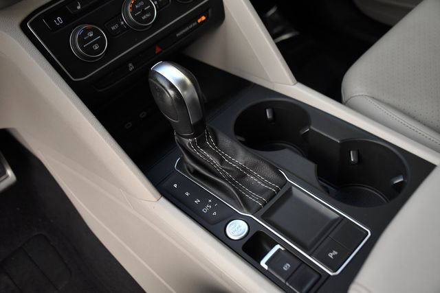 Used 2021 Volkswagen Atlas SE w/ Panoramic Sunroof Package image 12