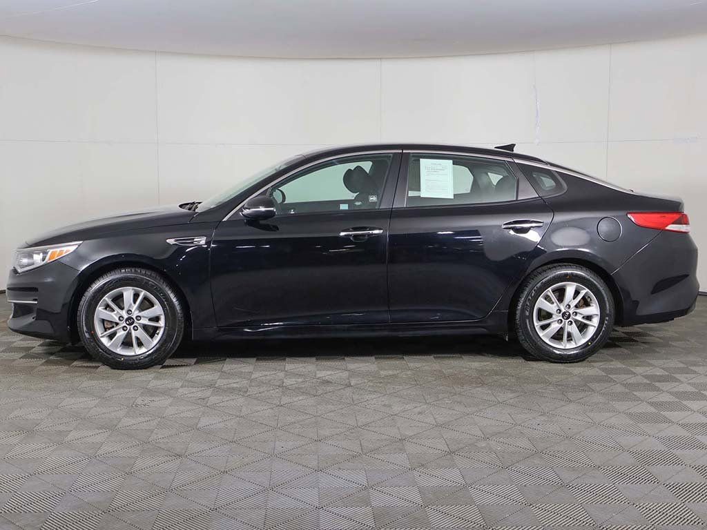Used 2017 Kia Optima LX FWD image 14