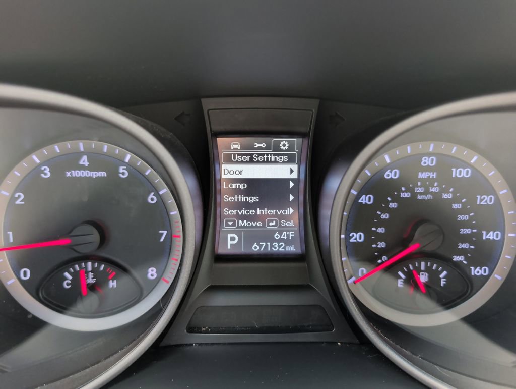 Used 2016 Hyundai Santa Fe Sport FWD image 12