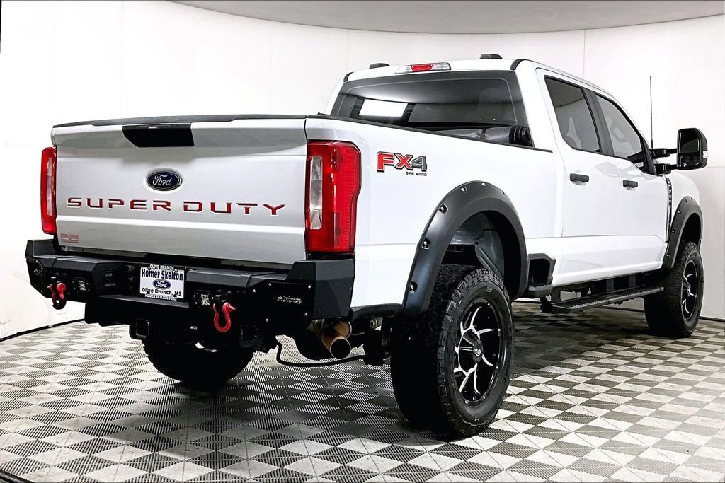 Used 2023 Ford F250 XL w/ FX4 Off-Road Package image 12