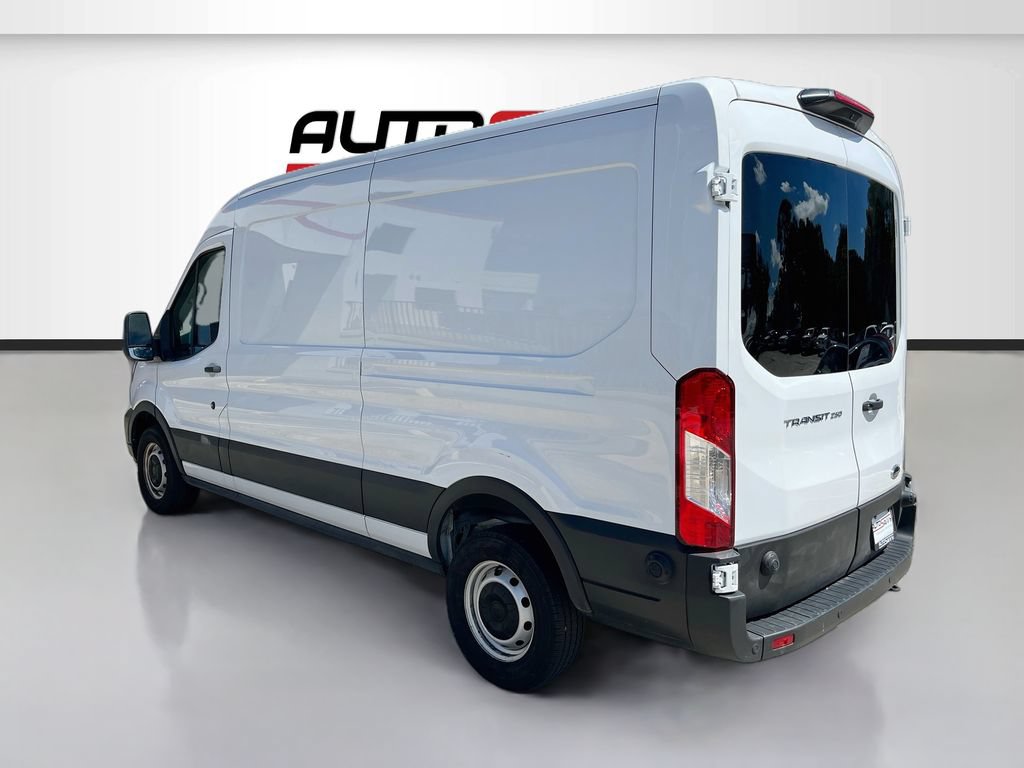 Used 2024 Ford Transit 250 148 Medium Roof RWD image 5