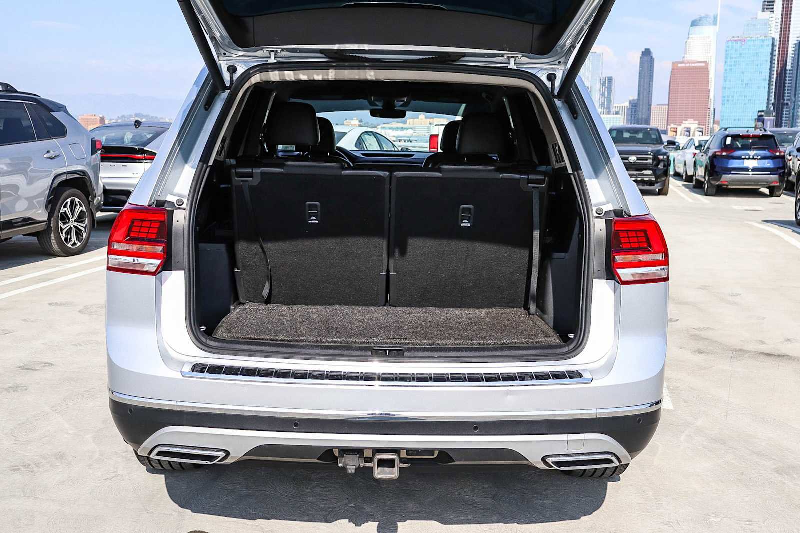 Used 2019 Volkswagen Atlas SEL image 30