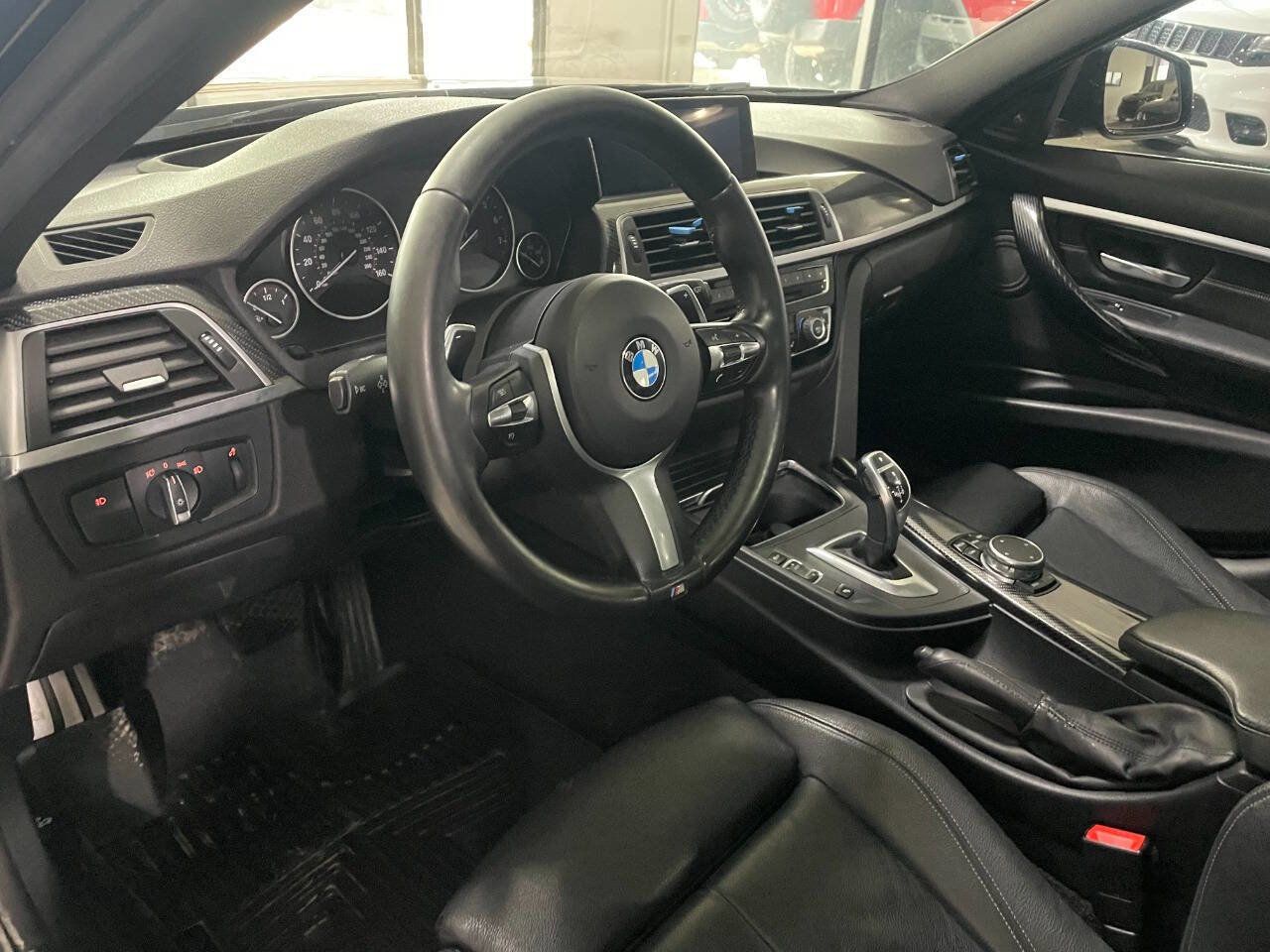 Used 2017 BMW 340i xDrive Sedan image 16
